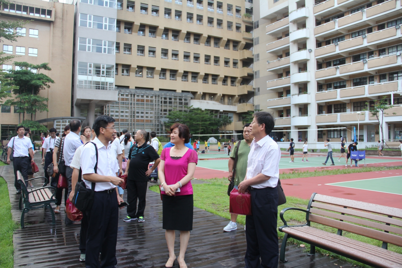 研修团访问台北商业大学